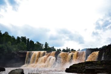 Hundru Falls
